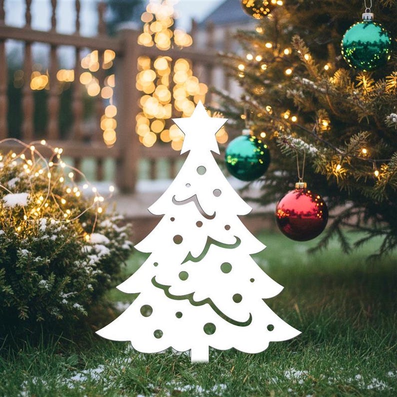 Outdoor Metal Christmas Treenull