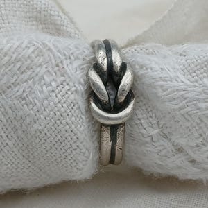 James Avery sterling silver knot ring size 7.5