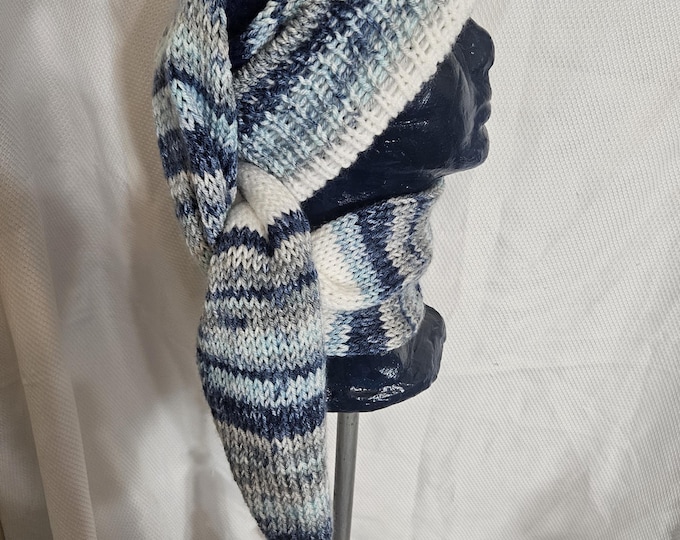 158-Blue, white knit stocking hat 45" Acrylic Tassel