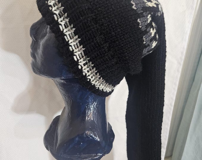 141-long stocking hat Black and Black-dove matching tassel