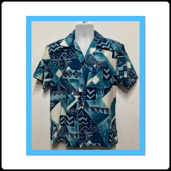 Vintage 1960s Hawaiian tiki shirt by Duke Kahanamoku by Catalina. Size medium