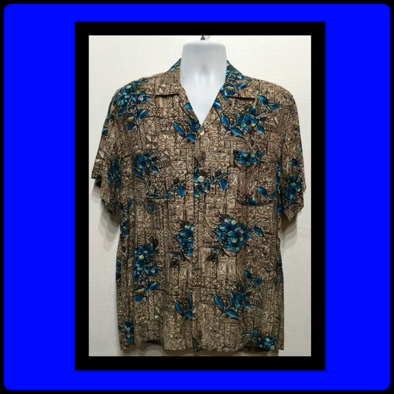 Vintage 1950s/60s Rayon Hawaiian Shirt by Penney's. Size Vintage 1950s/60s Rayon Hawaiian Shirt by Penney's. Size