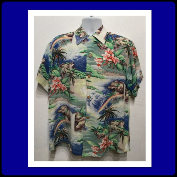 Vintage 1940s/50s rayon Hawaiian shirt by Hale Haw