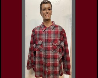 Pendelton Mens Gray Shadow Plaid Board Shirt, M. - Etsy