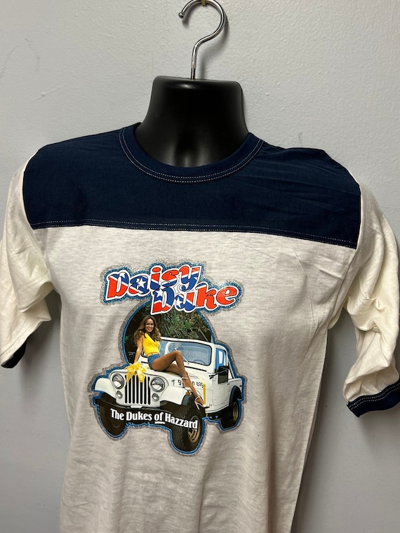 Vintage 1979 Unworn Dukes of Hazard Daisy Duke Decal Two Tone T