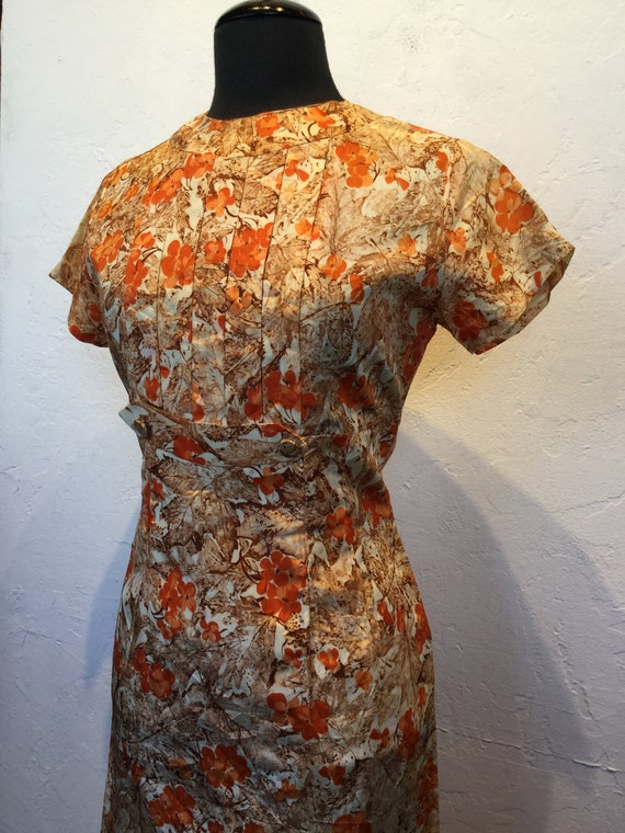 Vintage 1950s printed floral dress 30" waist - image 4