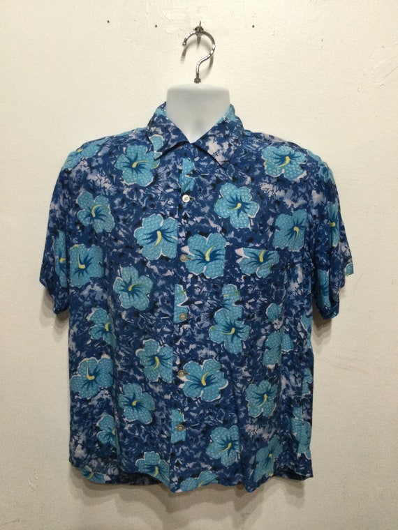 Vintage 1950s/60s rayon Hawaiian shirt by South P… - image 5