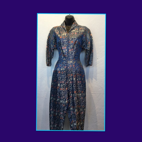 Amazing !!! Vintage 1950s Asian print jumpsuit/rom
