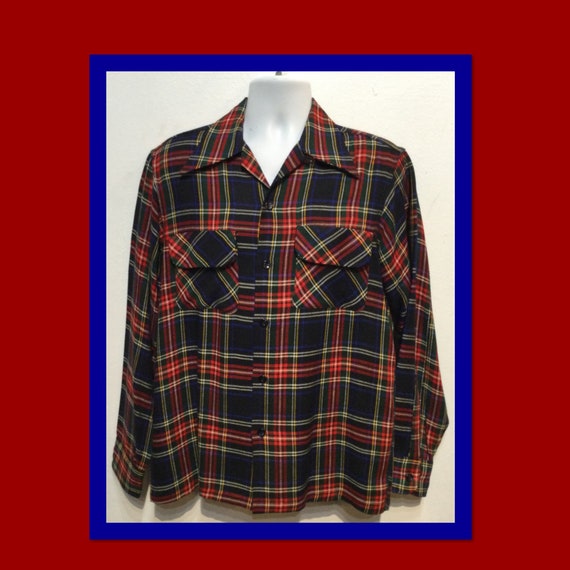Vintage 1940s Donegal classic tartan plaid shirt.