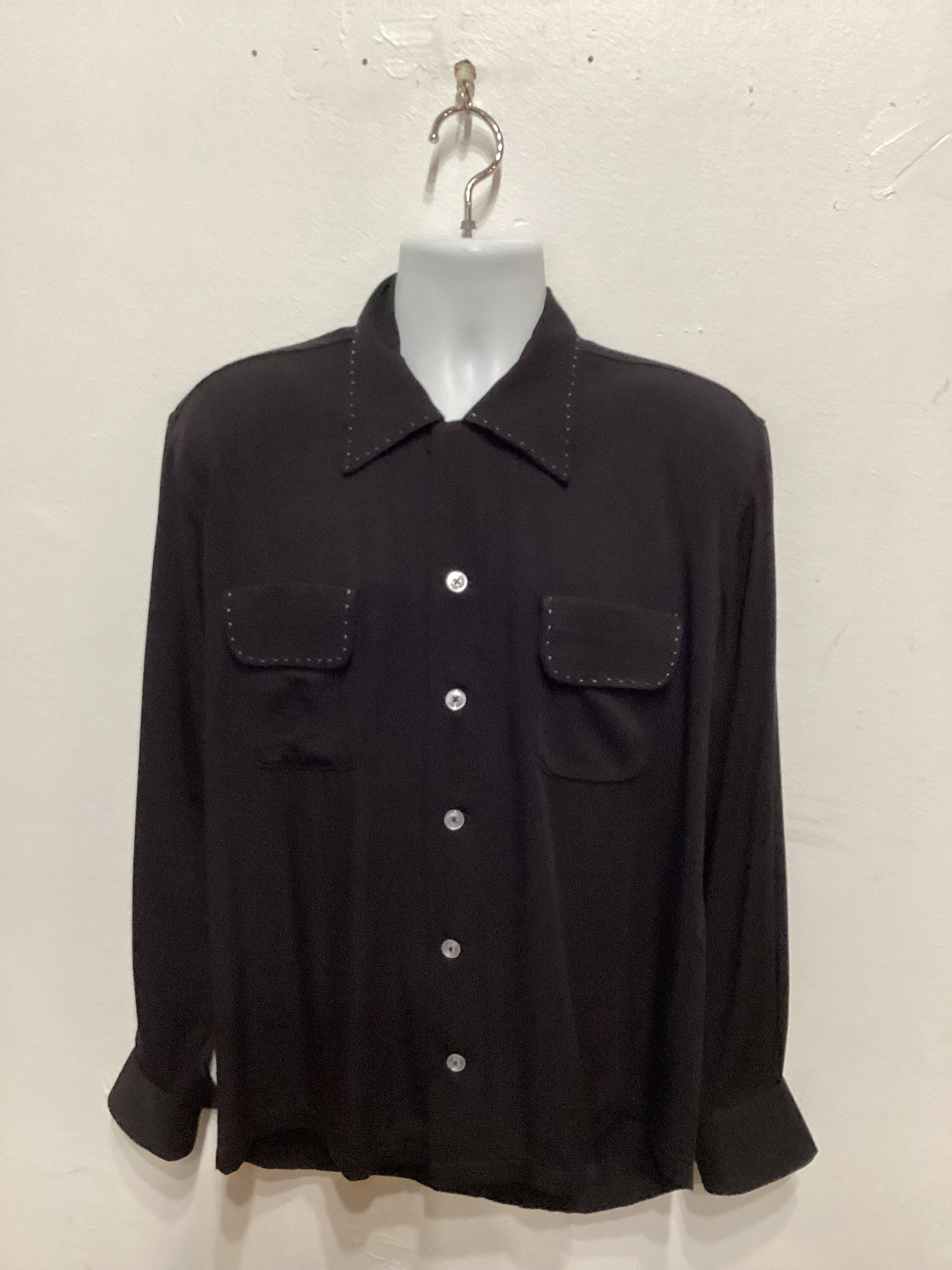 トップス 1950s black rayon gabardine shirt Campus 1940s 1950s Vintage Gabardine Shirt Black Rayon Size