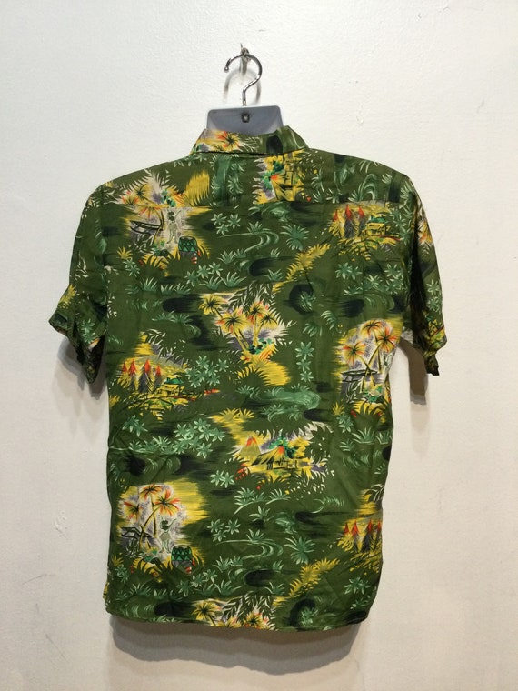 Vintage 1950s rayon Hawaiian shirt - image 3