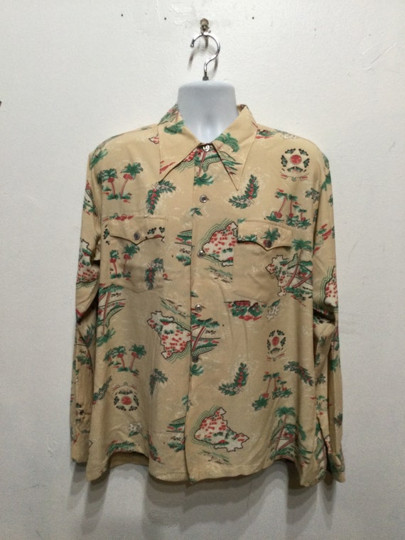 Vintage 1940s rayon long sleeve Hawaiian shirt by… - image 9