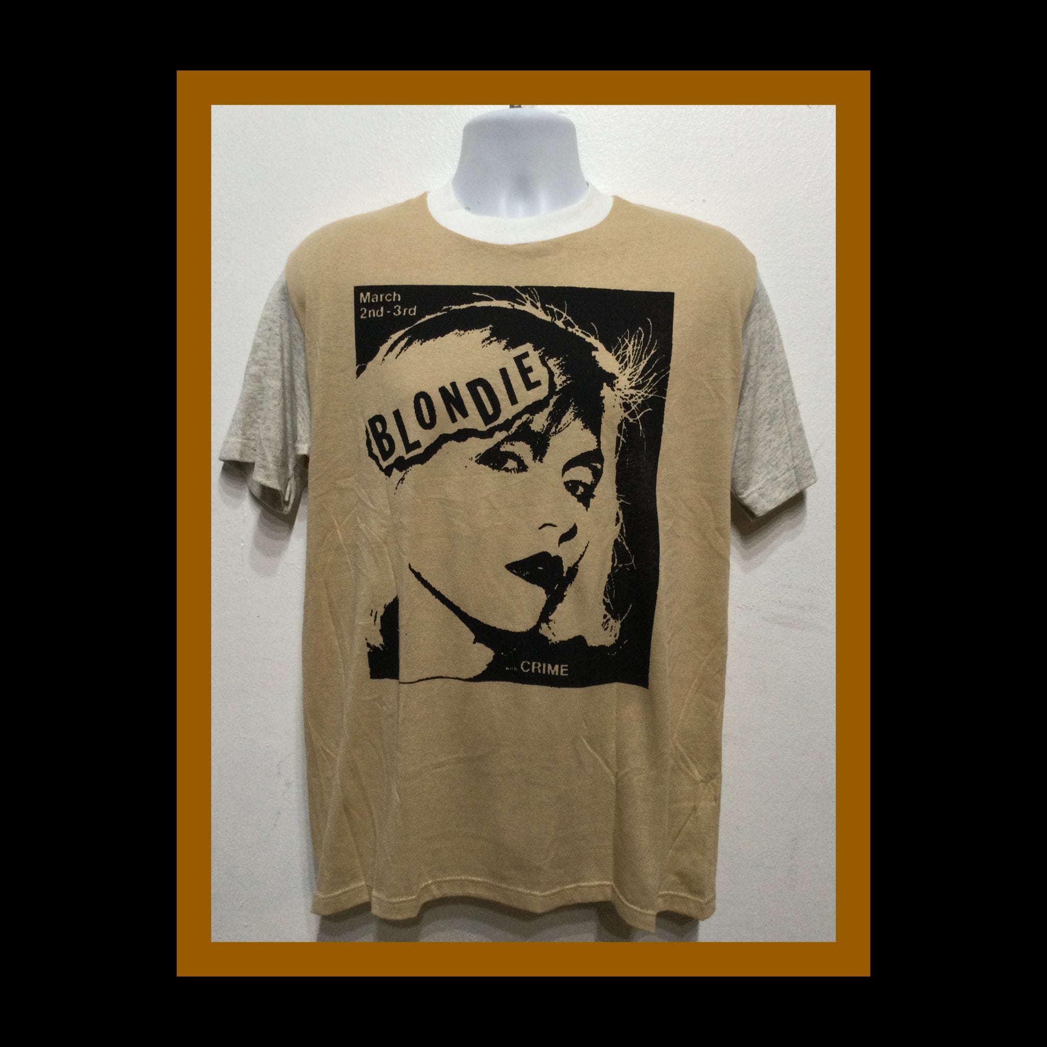 brushandfox Blondie Vintage Inspired Band T-Shirt | Custom Hand Painted Blondie Tee | Distressed Blondie Shirt | Band Tee | Fabric Paint | Band Shirt 