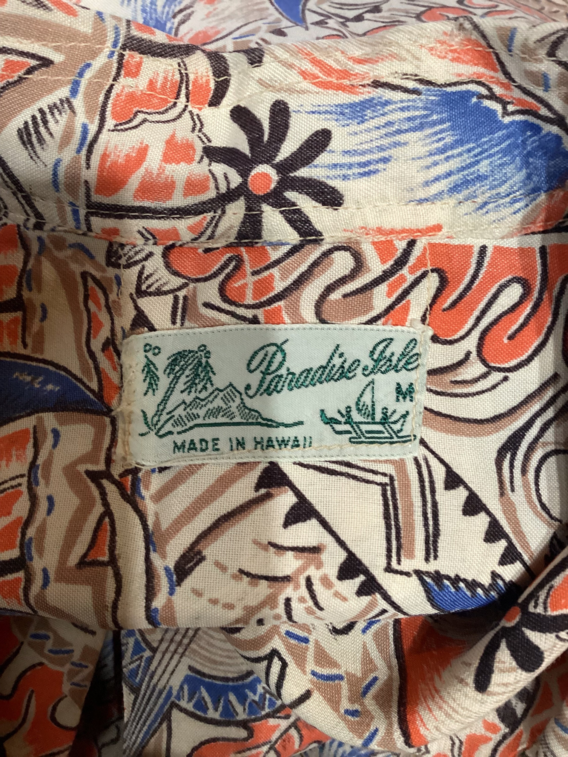 HS237 Vintage 1940s/50s Rayon Hawaiian Shirt by Paradise Isle Size 