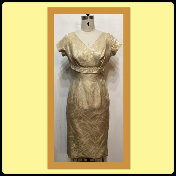 WV023 Vintage 1950's gold lurex dress by Lilli Diamond 28" waist WV023 Vintage 1950's gold lurex dress by Lilli Diamond 28" waist