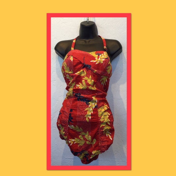 Vintage 1950s/60s Hawaiian print swim suit