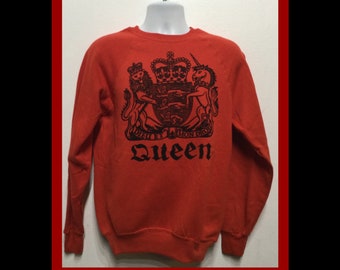 Vintage printed rock "Queen" sweatshirt.  Size medium