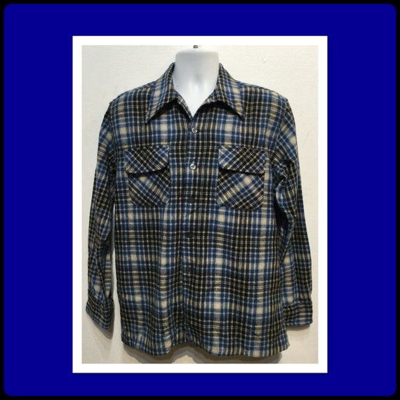 Vintage 1960s Loop Collar Wool Blend 
