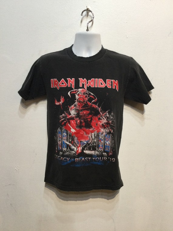 Vintage printed rock T-shirt "Iron Maiden-Legacy … - image 2