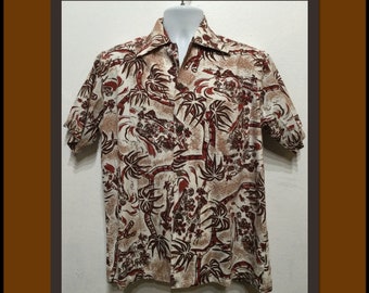 Vintage "unworn" 1950s cotton Hawaiian shirt by Hana-Maui Shop. Size medium