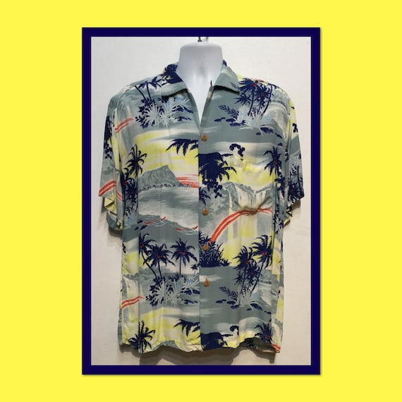 Vintage 1940s/50s Rayon Hawaiian Shirt. Size Xlarge - Etsy Vintage 1940s/50s Rayon Hawaiian Shirt. Size Xlarge - Etsy