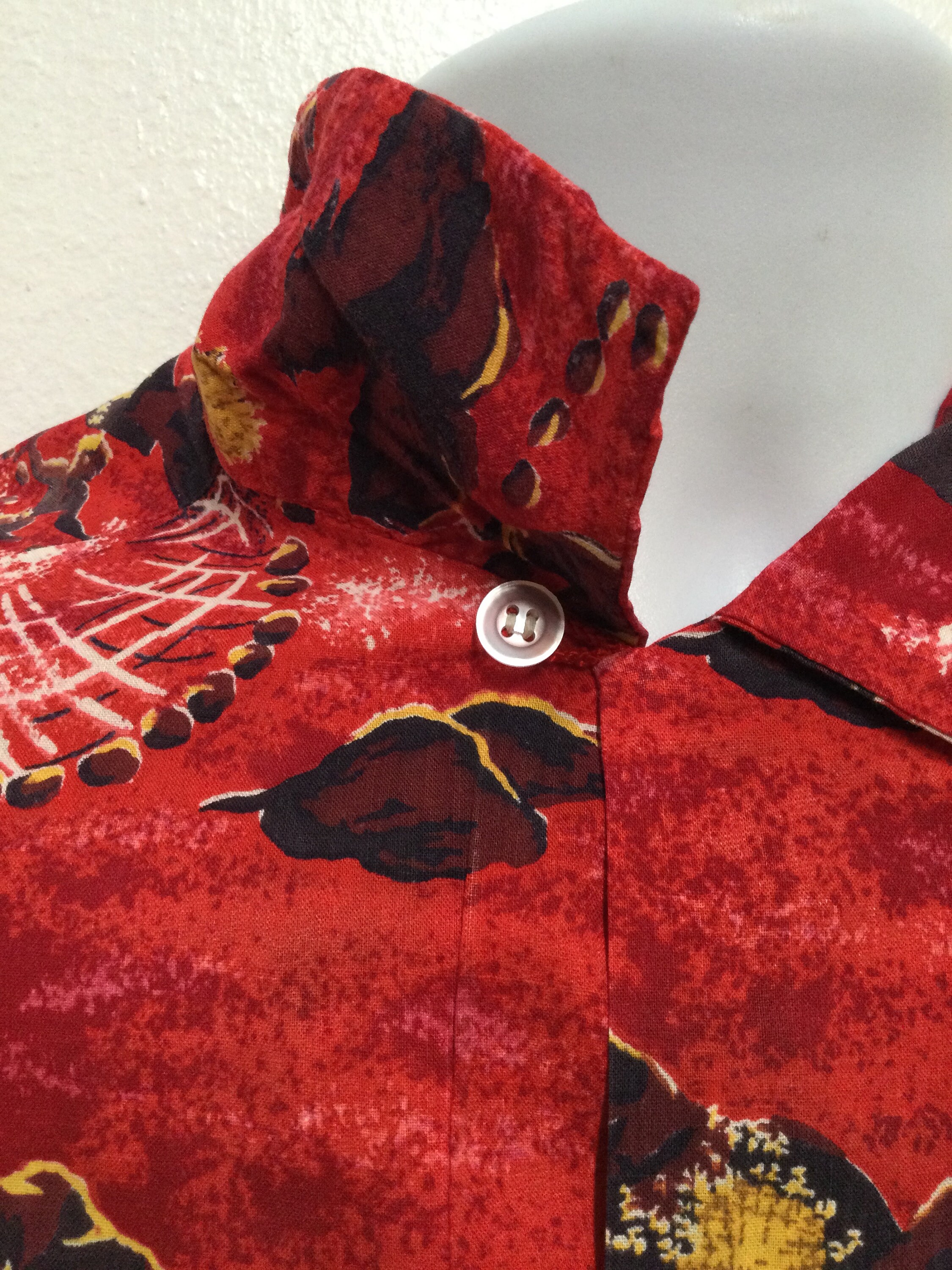 HS054 Vintage 1950s Cotton Hawaiian Shirt by Made in California