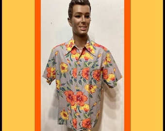 HS367  Vintage 1940's cotton Hawaiian shirt by Cherry Blossom. Size large