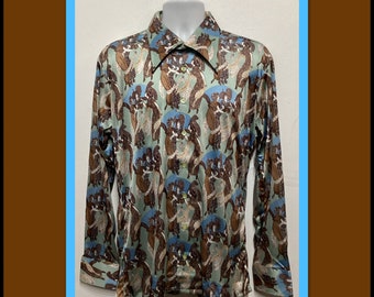 Vintage 1970s "unworn" print polyester shirt by Burma. Size Large