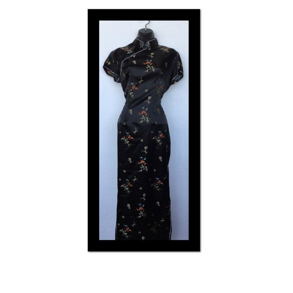 Vintage satin Asian Dress