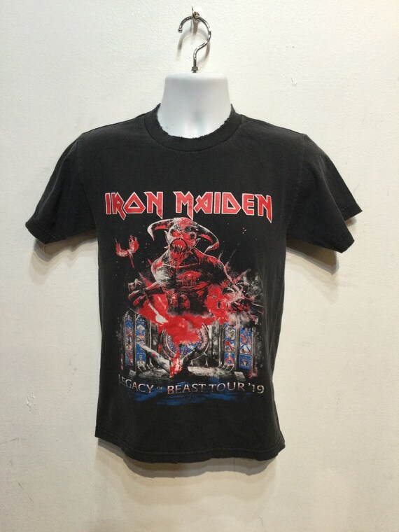 Vintage printed rock T-shirt "Iron Maiden-Legacy … - image 5