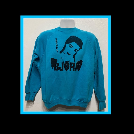 【SATIIIZ】Bjork Printed Long Sleeve Bjork - Etsy
