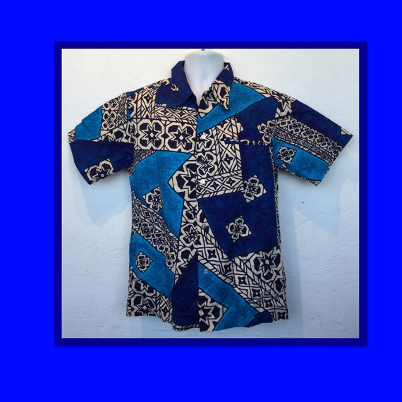 Vintage 1960s " dead stock" bark cloth Hawaiian s
