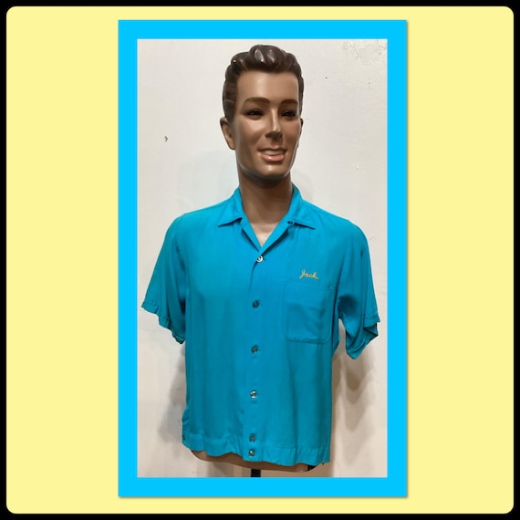 MV106 Vintage 1950's Rayon Bowling Shirt by King Louie. Size