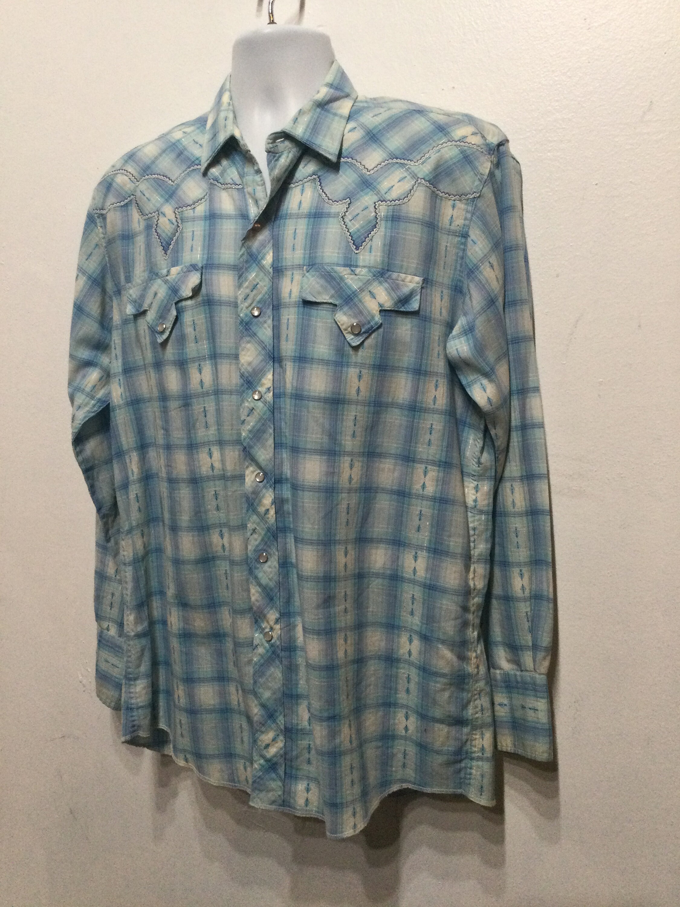 Vintage 1950s/60s Tem-tex Cotton Plaid Western Shirt. Size