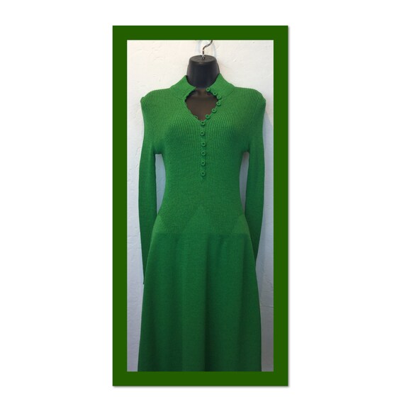 Vintage 1960s/70s knit dress