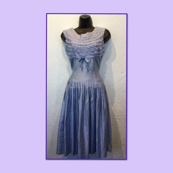 Vintage 1950s lavender ruffle dress