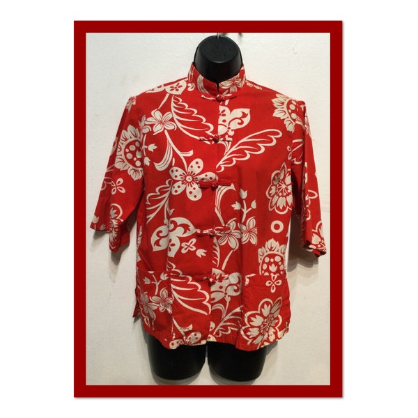 Vintage 1950s cotton Hawaiian tea timer blouse