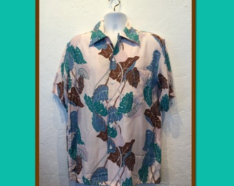 1940s vintage reproduction rayon Kona Bay Hawaiian shirt. Available in medium, large, & X large