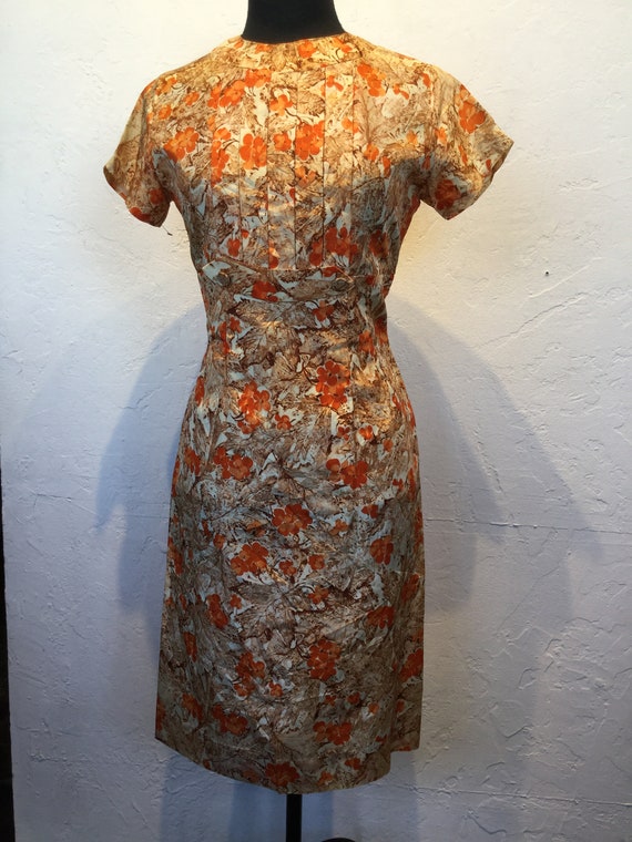 Vintage 1950s printed floral dress 30" waist - image 2