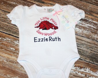 Personalized Onesie, Hog Fan Onesie, Razorback Bodysuit, Arkansas Onesie, This Little Piggy Says Woooo, Embroidered Bodysuit, Razorback Baby