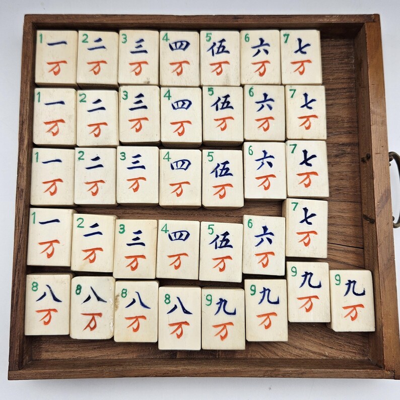 Mah Jong Set From The 1920s Wooden Box Rare Two Door Construction 