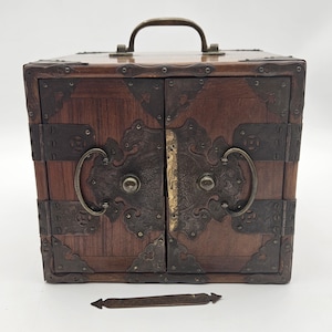 Mah Jong Set from the 1920s Wooden Box: Rare Two Door Construction.Complete set Bone, Bamboo Tiles, Counters, Wind Box, Discs, Chinese Dice