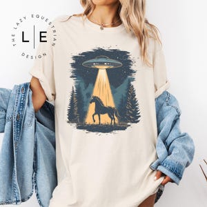 Ufo Western Shirt, Retro T-Shirt, Vintage Cowboy TShirt, Rodeo T Shirt, Wild West Shirt, Western Oversized Tee, Unisex