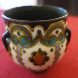 ceramic earthenware vase Gouda Holland 1920