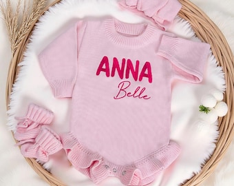 Zestaw Precious Baby Romper, Romper z falbanką z imieniem dziecka, Prezent na baby shower, Dzianinowy Romper dla noworodka, Romper dla niemowlęcia, Prezent na pierwsze urodziny