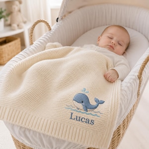 Benutzerdefinierte Name Wal Baby Decke, Ozean Kinderzimmer Decke, personalisierte Neugeborenen Geschenk, Neutral gestrickt, Baby Andenken