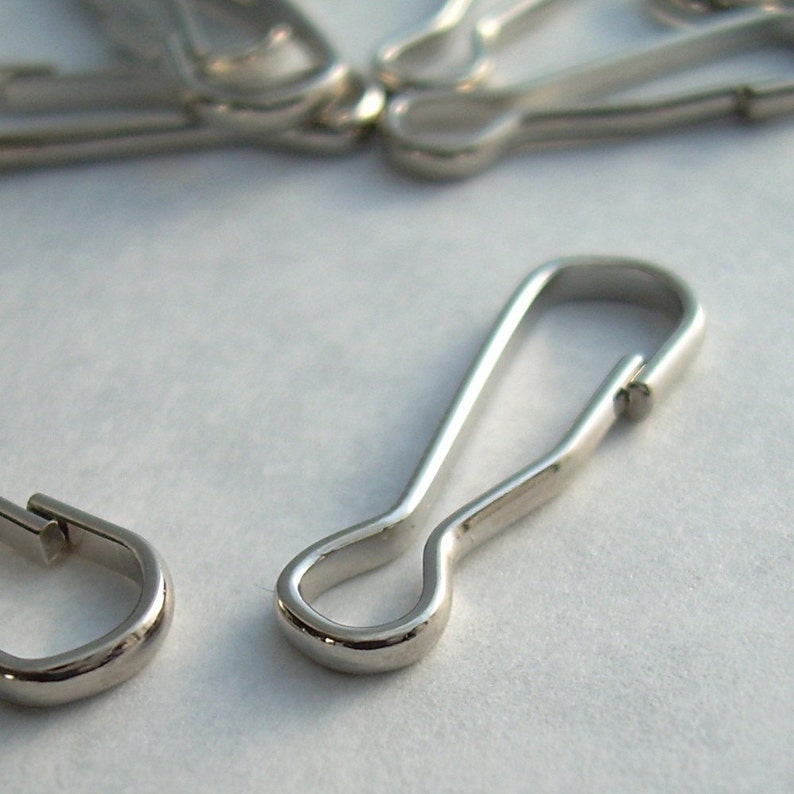 20 Steel Lanyard Hooks/ Sprung Hooks, Accessory Clip, 20 mm, DIY Craft Supply, Snap Clip image 1