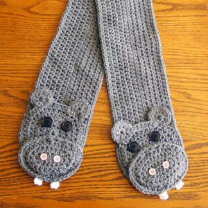 Hippo Pocket Crochet Scarf Pattern - PDF