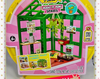 MGA Miniverse  - Make it Mini Spaces - NEW in box GREENHOUSE -