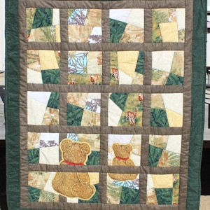 Edredón &quot;Osos en el Bosque&quot;: Oso con apliques, reverso de franela de algodón (60 x 50)